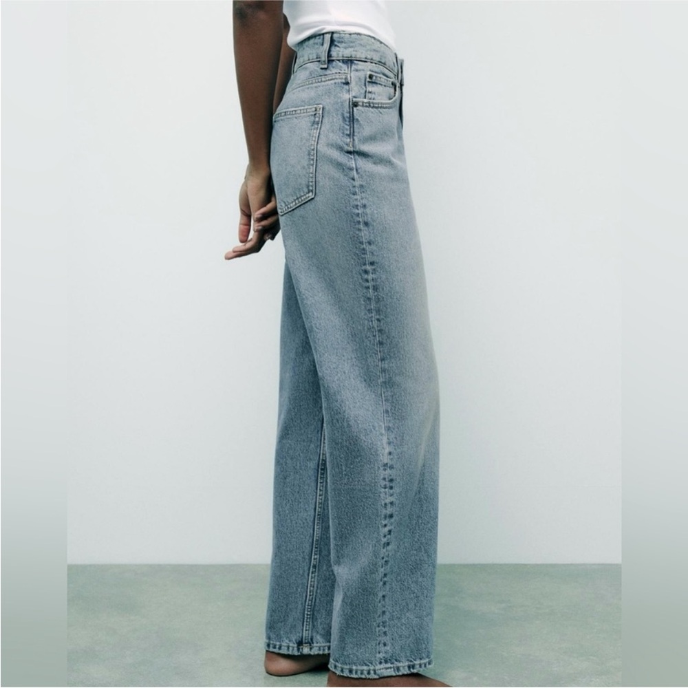 Zara High-Rise Straight Leg Jeans in Light Blue
